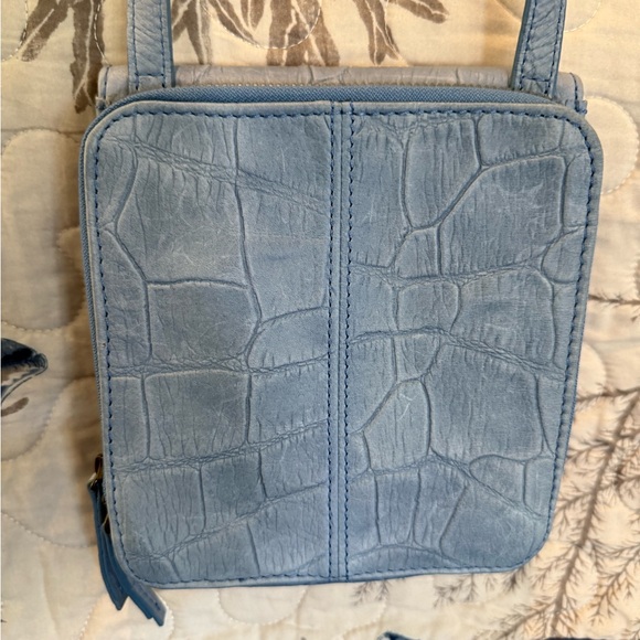 Blue Crossbody Bag by American Leather Co NWOT - Picture 3 of 13